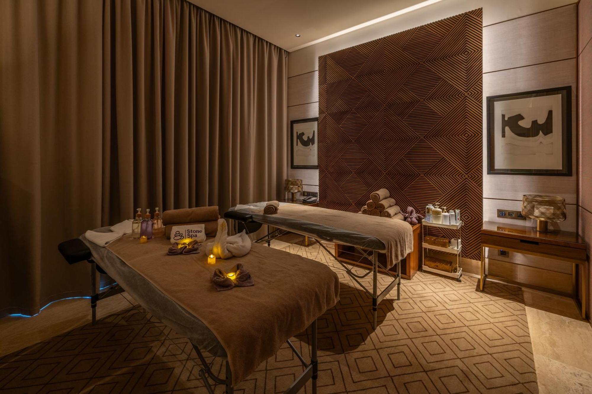Shirvan Hotel City Yard Jidda Exteriör bild Spa treatment room