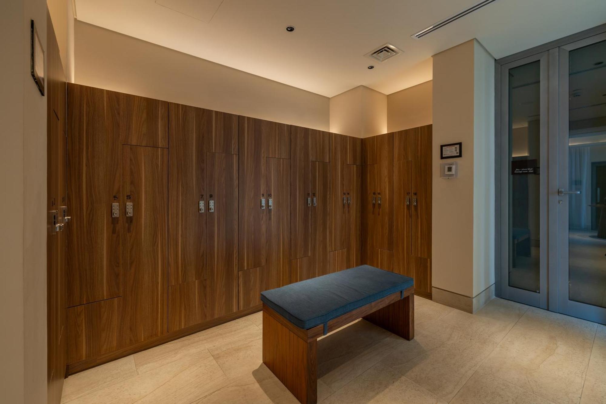 Shirvan Hotel City Yard Jidda Exteriör bild Locker room