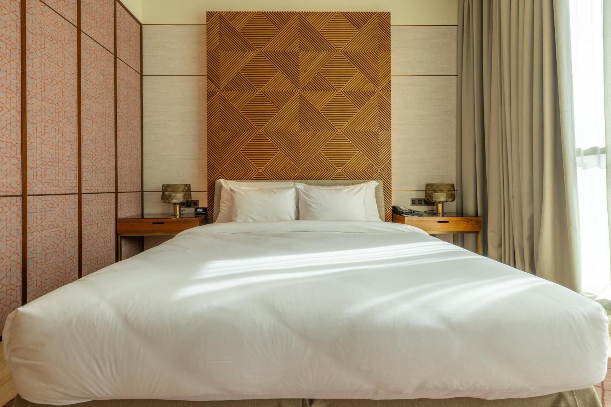 Shirvan Hotel City Yard Jidda Exteriör bild A bed