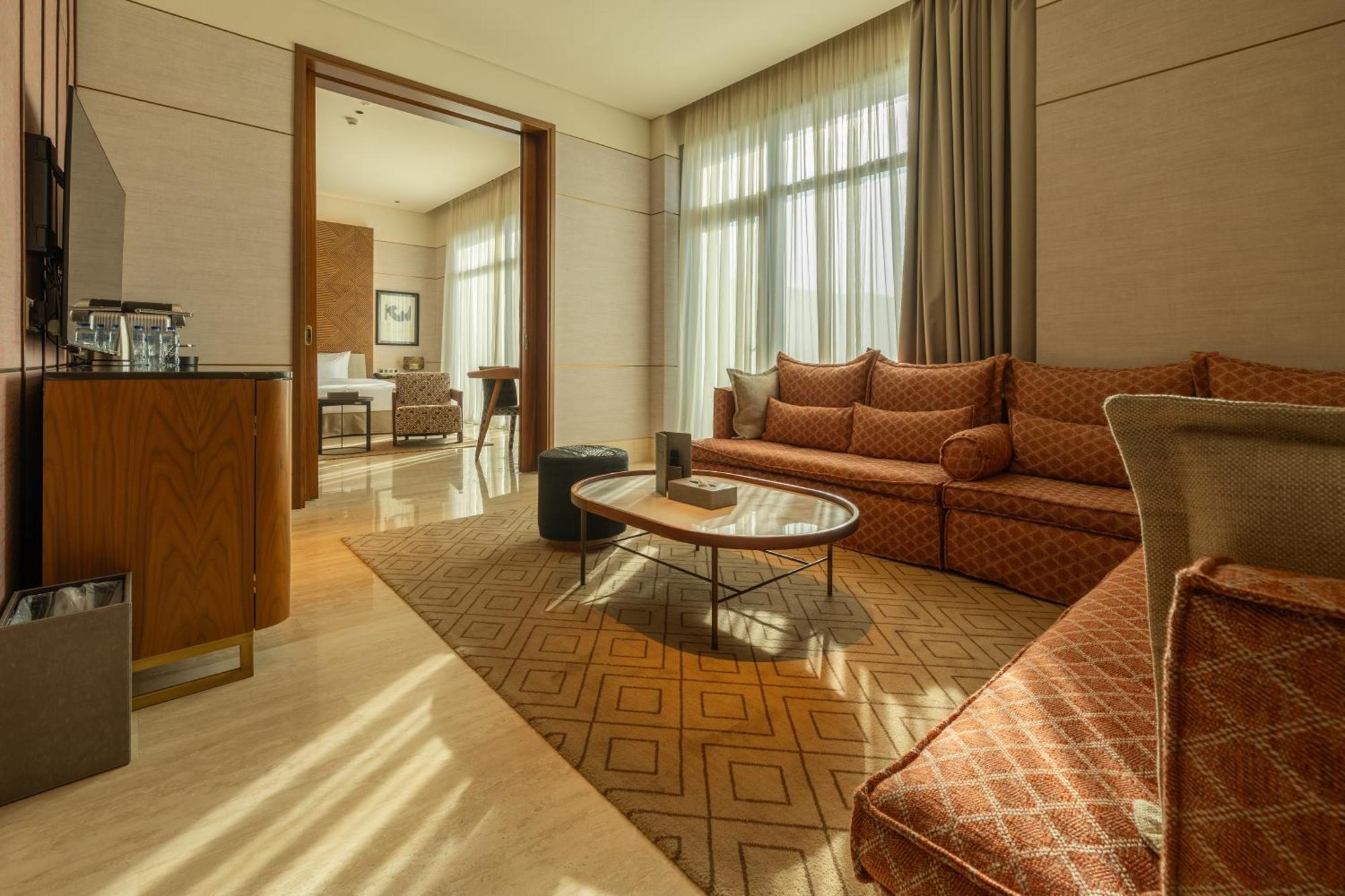 Shirvan Hotel City Yard Jidda Exteriör bild A suite at the Ritz-Carlton, Dubai